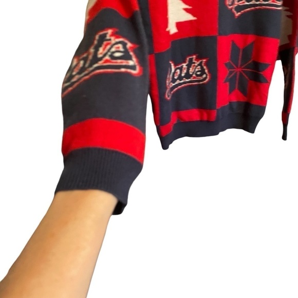 Regina Pats Pullover Crew Neck Christmas Sweater - Size XS - Picture 7 of 9